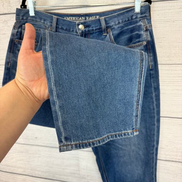 American Eagle Plus Size High Rise Mom Jeans Size 14 - Picture 5 of 10